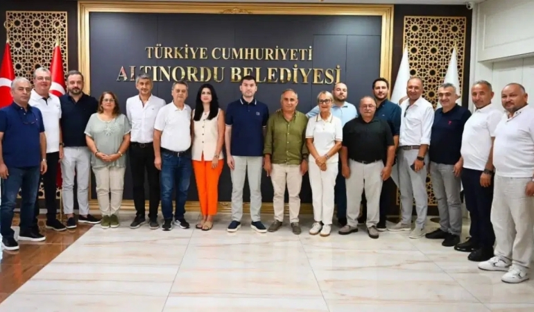 Bir belediye başkanı CHP’den istifa etti