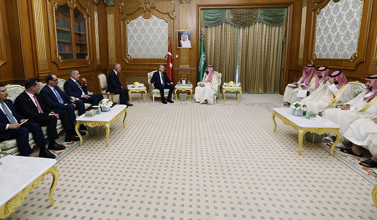 Erdoğan, Suudi Arabistan Veliaht Prensi bin Selman ile görüştü