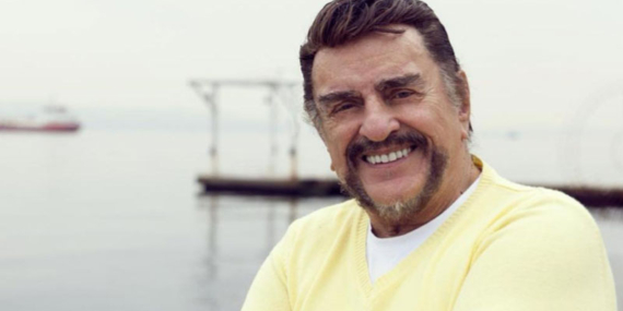 Şarkıcı Alpay hayatını kaybetti